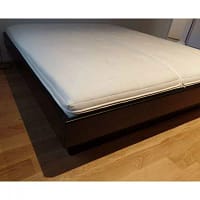 Schweizer HS Wasserbett schwarz lackiert Sockel schwarz