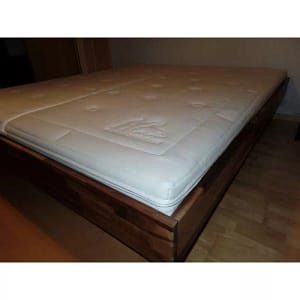 Hardside Wasserbett massiv Nussbaum Sockel schwarz 100% Liegefläche Wasserbett massiv Nussbaum Sockel schwarz 25 cm