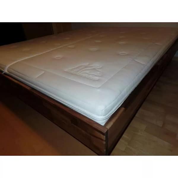 Biowasserbett massiv Nussbaum Sockel schwarz 25 cm