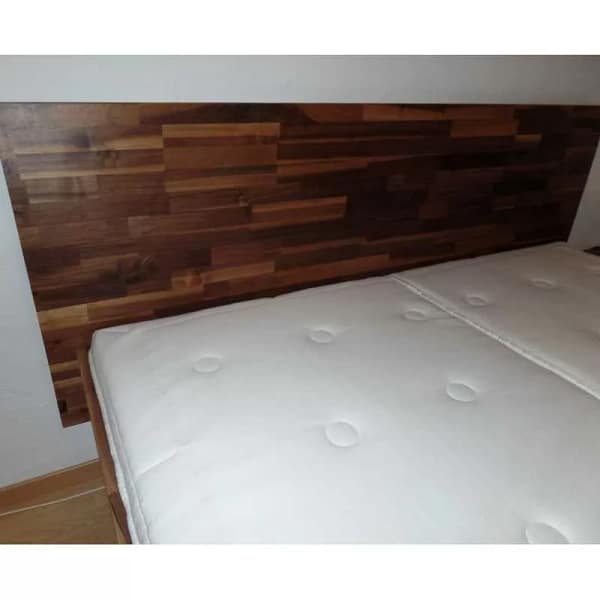 Biowasserbett massiv Nussbaum Sockel schwarz 25 cm