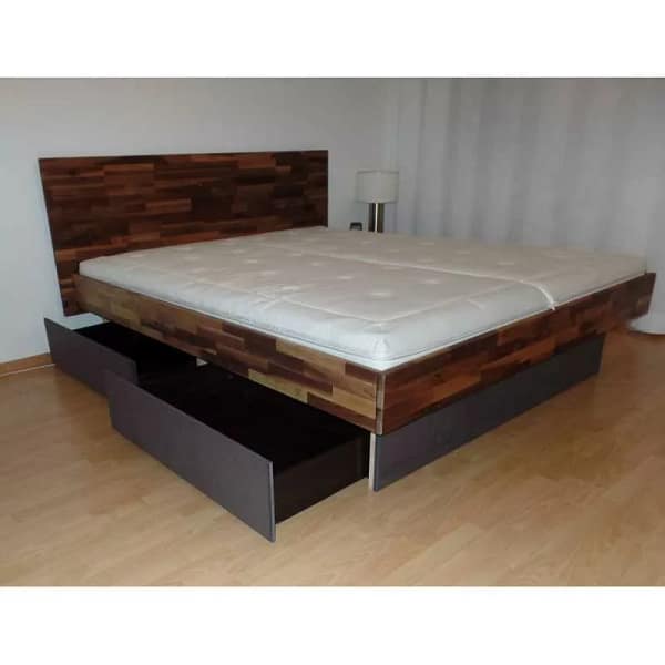 Biowasserbett massiv Nussbaum Sockel schwarz 25 cm