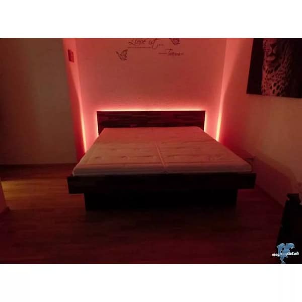 BIOwasserbett Nussbaum Kopfteil bündig Boden