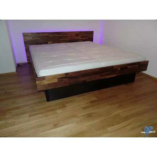 BIOwasserbett Nussbaum Kopfteil bündig Boden